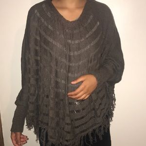 Poncho with sleeves